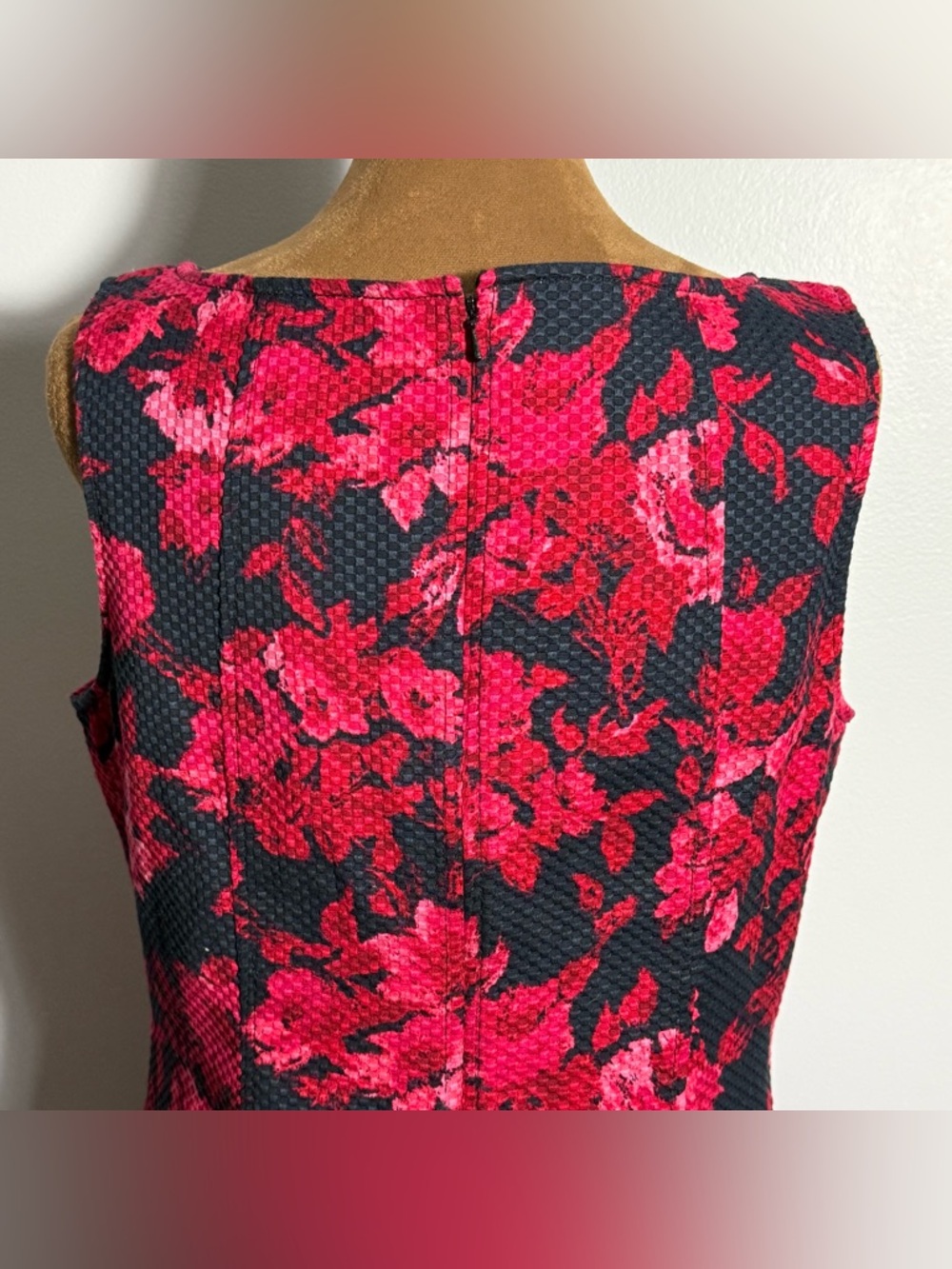 Talbots 12P Red Black Floral Sheath Dress Petite Textured Career Wedding Spring - Picture 6 of 9